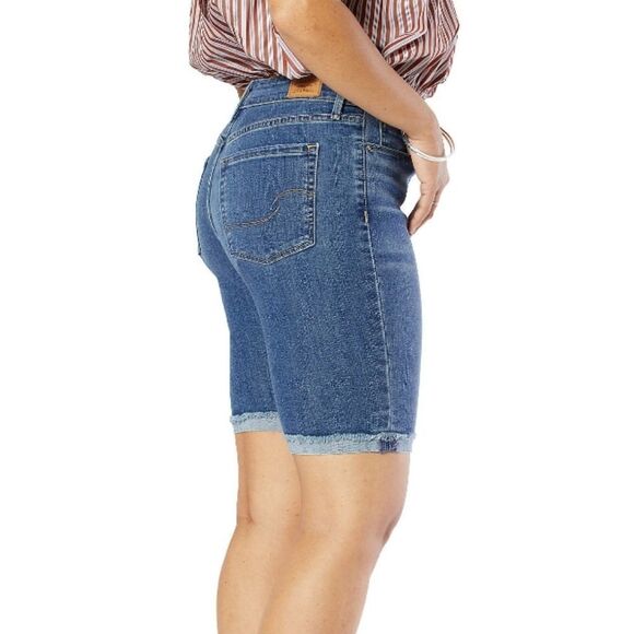 Signature by Levi Strauss & Co. Women's 10 Mid Rise Bermuda Shorts - Picture 2 of 6